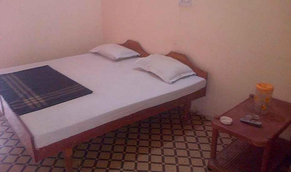 Uttarkāshi Hotel Om Shiv Shankar מראה חיצוני תמונה